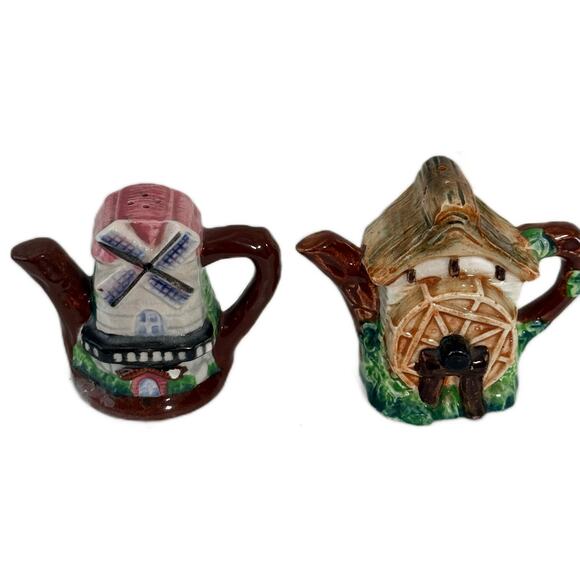 Lot 5 Vintage Ceramic Salt Pepper Shakers Irons Hand Bells Tea Pots Pitcher Bowl - Picture 9 of 11